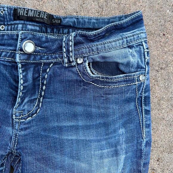 Y2K Premier Rhinestoned / Sequined Embroidered Jeans by Rue 21 - Picture 5 of 6